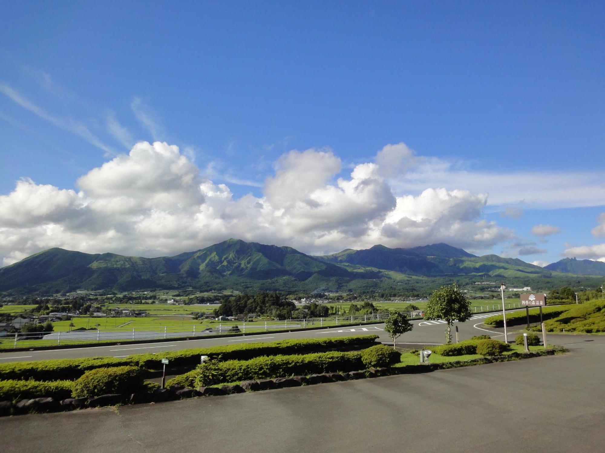 Shikino Mori Aso Exterior foto
